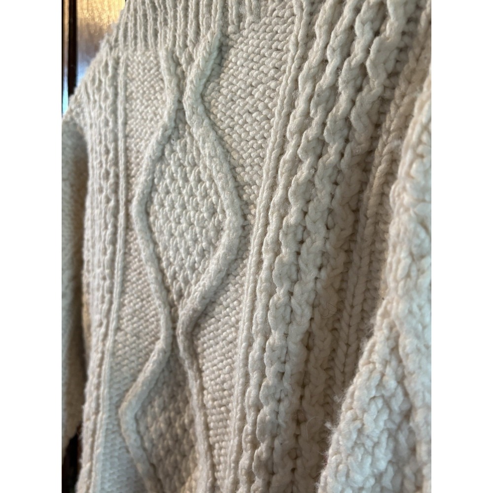 Hand Knit 100% Wool Fisherman's Sweater Sz M Cream Zip Made In Ecuador Sisandia - Picture 8 of 8